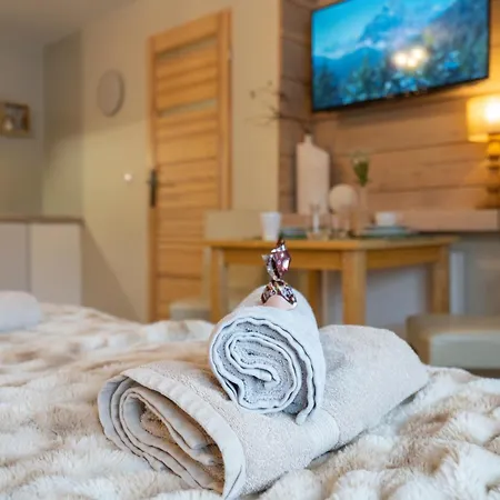 Zaciszne Centrum * שצ'קלארסקה פוראובה