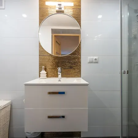 Zaciszne Centrum * Шклярска-Поремба